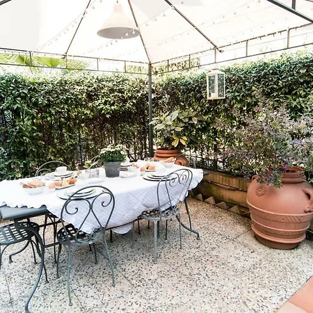 Fiori E Lanterne * Roma